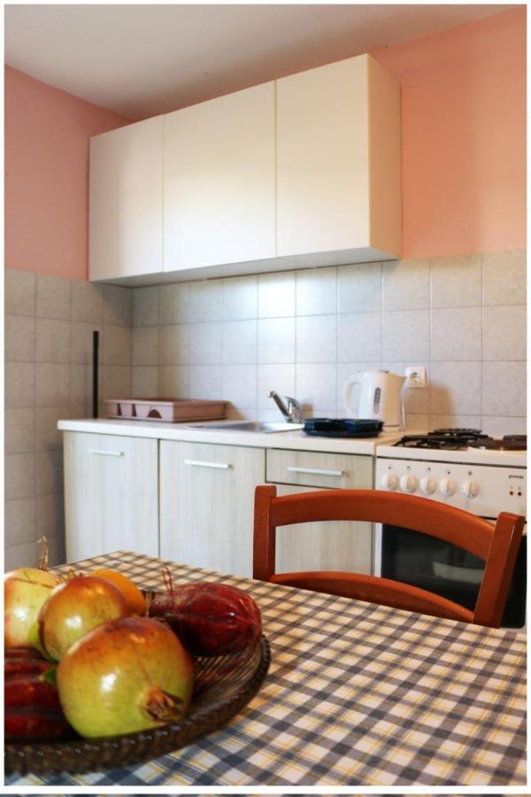 Apartments Lujo Primošten المظهر الخارجي الصورة