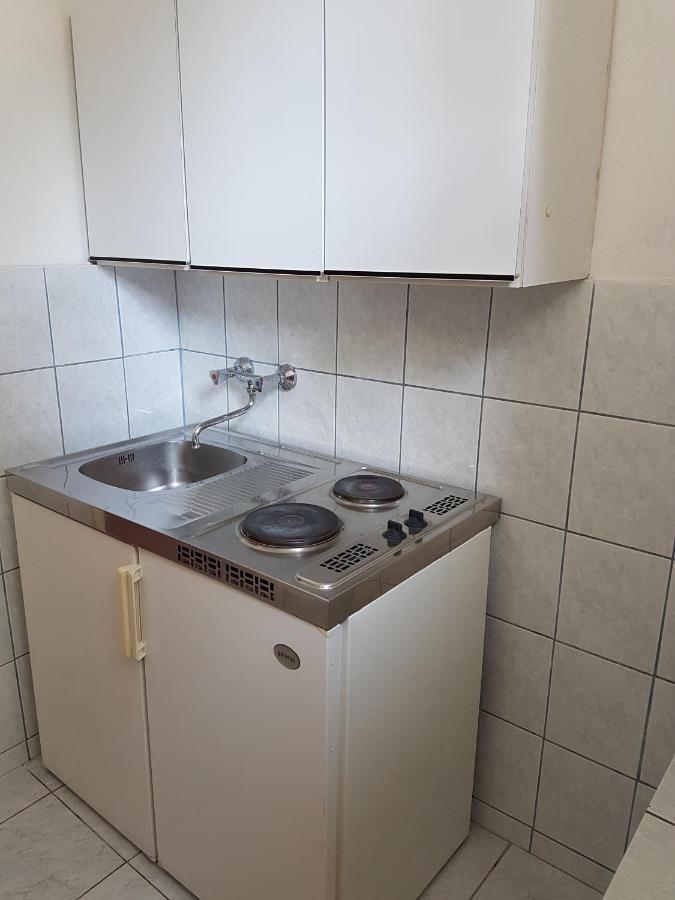 Apartments Lujo Primošten المظهر الخارجي الصورة