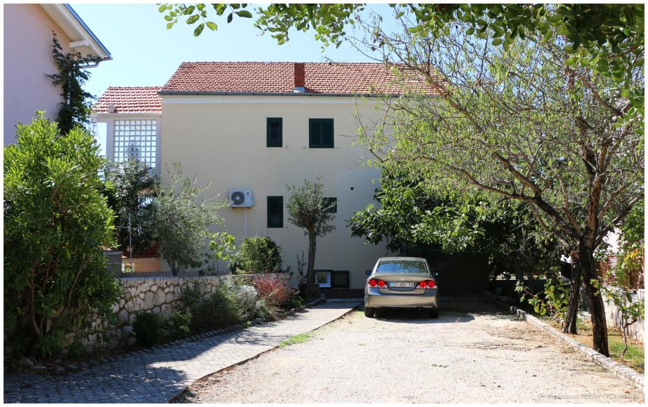 Apartments Lujo Primošten المظهر الخارجي الصورة