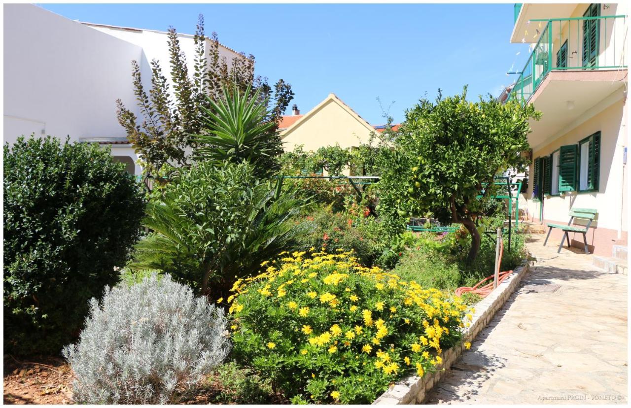 Apartments Lujo Primošten المظهر الخارجي الصورة