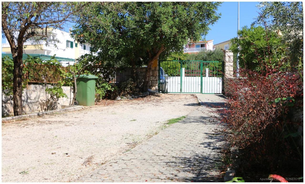 Apartments Lujo Primošten المظهر الخارجي الصورة