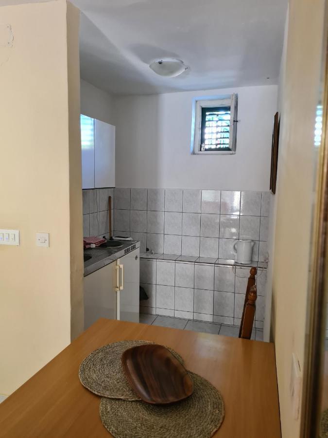 Apartments Lujo Primošten المظهر الخارجي الصورة